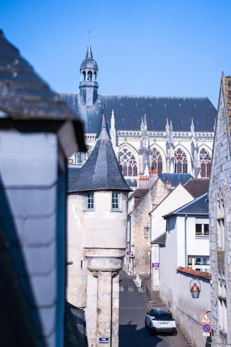 Quartier Historique De Nevers Ngoại thất bức ảnh
